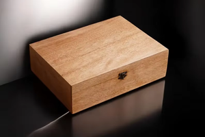 Cofre de Madera Artesanal de Crescent Crafts - Product Image 3