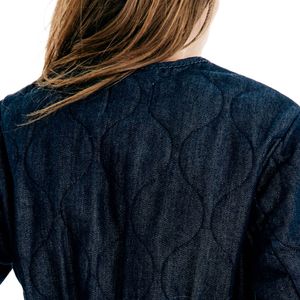 Veste en jean personnalisée pour femme, manteau décontracté à manches longues avec boutons sur le devant, idéal pour la vente au détail et en gros - Product Image 4