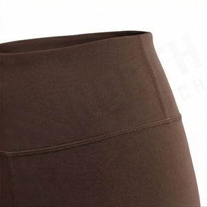 Leggings de yoga sans couture pour femme, personnalisables avec logo, de qualité supérieure, pour la gym, l'entraînement, le fitness, les mouvements sportifs et les activités sportives. - Product Image 5