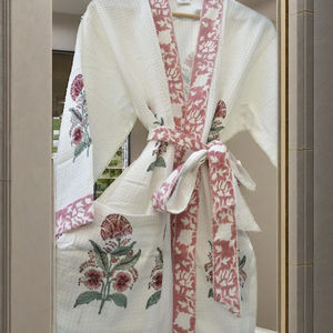 Bata de Baño Kimino para Mujer, Diseño Clásico con Estampado Floral, Manga Larga, Largo hasta la Rodilla, Textura Waffle, Suave, 100% Algodón, Diseño India Pakistán - Product Image 1