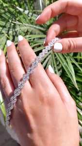 Pulsera Clásica con Diamantes Cultivados en Laboratorio de 15 Quilates, Corte Marquesa, de Apricot Jewels |   Oro Amarillo de 14K con Certificado IGI - Product Image 6