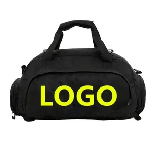 Sac de sport rouge 600D avec poignées noires et poches zippées pour usage sportif - Product Image 4