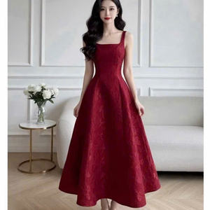 Elegante Vestido Largo para Mujer, Ideal para Eventos Formales o Casuales, con un Perfecto Equilibrio entre Elegancia y Comodidad, en Seda Maxi - Product Image 1