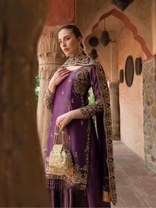 Nouvelle collection 2026 : Ensemble Salwar Kameez pour femmes musulmanes, en pur soie romaine, au design élégant, avec dupatta. - Product Image 3