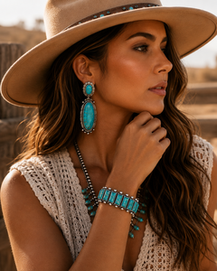Bracelet manchette ajustable en pierre bleu turquoise, style bohème western, bijou statement fait main pour femme, cadeau - Product Image 2