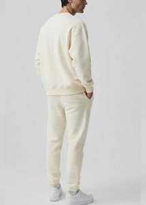 Conjunto Deportivo de Invierno para Hombre, Estilo Urbano, Color Crema, Personalizado con Logotipo, Colores y Diseños a Medida, Transpirable, Venta al Por Mayor, Fabricación Pakistaní - Product Image 5