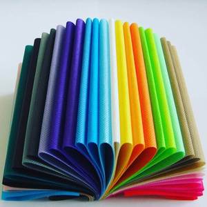 Wholesale 100% Biodegradable Spun Bonded Non-woven Rolls <b>Polypropylene</b> Embossed Recyclable Non Woven <b>Fabric</b> - Product Image 3