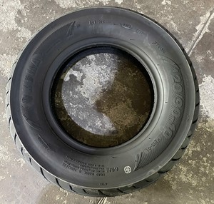 Neumático para Scooter sin Cámara KUMATIRE Vietnam K205, Tamaños 3.00-10 / 120/70-10 / 130/90-10, para Uso Urbano y de Reparto - Product Image 5