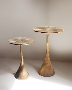 Table basse moderne en métal avec design créatif pour salons et appartements élégants - Product Image 2