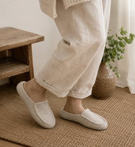 Zapato de fieltro de lana gris con estilo-Mocasines y zapatillas cálidos y cómodos - Product Image 1