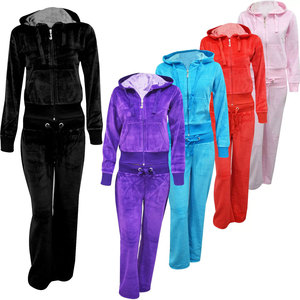 Ensemble de survêtement en velours pour femme avec logo en strass, disponible en plusieurs couleurs, confortable et tendance, comprenant un sweat à capuche assorti - Product Image 4
