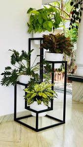 Decorative Modern Iron Powder Coated Eco-Friendly Durable Lightweight <b>Plant</b> Stand with Drainage Hole for Home Decoration - Product Image 1