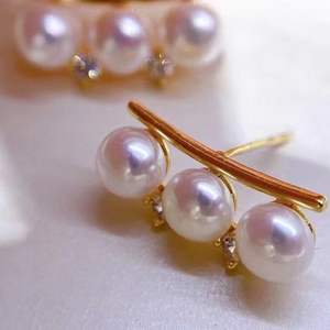 Boucles d'oreilles classiques populaires en perles d'eau douce de 6-7 mm avec aiguille en argent S925 - Product Image 1