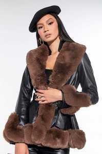 Nesta Sports - Abrigo de cuero elegante e impermeable para mujer, con ribete de piel sintética, cuello de piel de zorro y botones de doble botonadura - Product Image 2