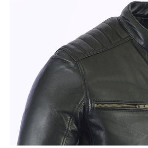 Veste de moto en cuir véritable pour homme, col montant, fermeture éclair, coupe ajustée, style motard, pour l'automne - Product Image 4