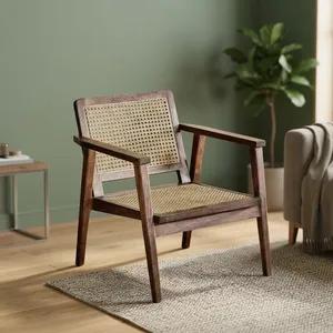 Fauteuil vintage en rotin avec dossier et assise tressés, élégant fauteuil d'appoint de style mid-century pour salon et maison - Product Image 3