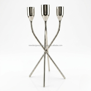 Candelabro Nórdico Minimalista Premium de 4 Copas • Soporte Cónico de Trípode en Plata Cepillada - Product Image 1