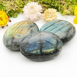 Pierre de palmier en labradorite naturelle, figurine polie à la main, cristal de guérison, méditation, Reiki, chakra, énergie, guérison spirituelle - Product Image 3