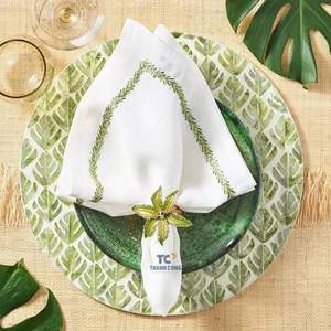 MEILLEUR napperon vert décoratif tissé à la main élégant accent de table à manger parfait pour ajouter du charme à tout repas ou occasion spéciale - Product Image 4