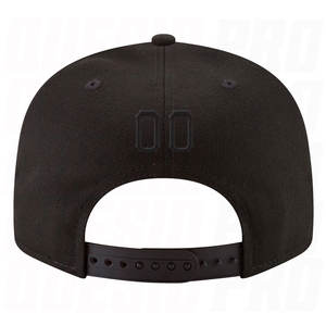 Gorra Snapback Ajustable Negra con Costuras Doradas Antiguas, Bordado Premium, Estilo Urbano, Ajuste Clásico, Corona Estructurada - Product Image 3