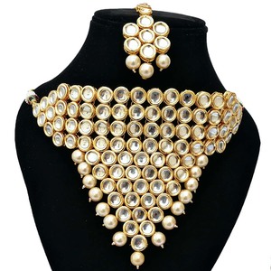 Collier choker indien classique pour femme, pour mariage, fiançailles, anniversaire, fête, vert, cristal traditionnel, Kundan, fausse perle, alliage d'or, cadeau - Product Image 2