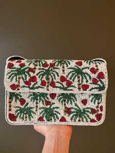 Pochette de soirée tropicale en forme de pastèque, ornée de perles faites à la main - Product Image 3
