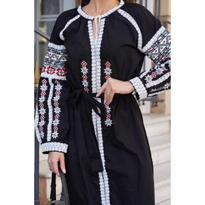 Elegante Vestido Vintage Bordado de Ucrania para Mujer, Bordado a Mano, 100% Algodón, Negro Sólido, Corte en A, Largo hasta la Rodilla - Product Image 2