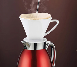 Caraffa Termica in Acciaio Inox da 1,5L, Thermos Isolato per Acqua, Antigoccia, Grande Capacità per Casa, Ufficio e Viaggi - Product Image 3
