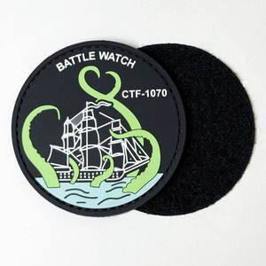 Patch en caoutchouc 3D Battle Watch à coudre, motif Octopus Ship - Product Image 6