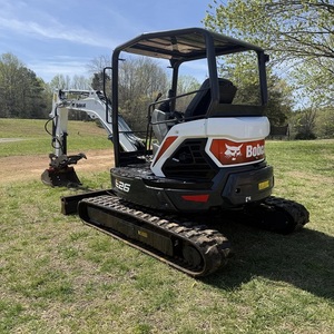 Mini-excavatrice professionnelle Bobcat E26 : Achetez maintenant ! Haute efficacité, compacte, prix de gros pour les travaux de construction commerciale. - Product Image 1