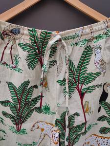 Conjunto de Pijama Coordinado con Estampado Animal para Mujer de Naaz Textile, Ropa de Dormir Informal de Verano, Suave y Transpirable, 100% Algodón, Largo hasta la Rodilla - Product Image 5