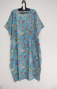 Caftán con cuello en V y encaje floral estampado a mano, estilo vintage, línea A, 100% algodón natural, largo hasta la rodilla, informal, para vacaciones de verano, vestido tipo bikini. - Product Image 5