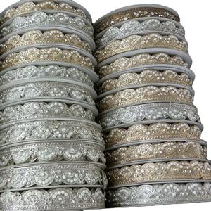 Ribete de Encaje Bordado con Cuentas Hecho a Mano, Diseño Geométrico Soluble en Agua, Ecológico, Color Personalizado, Diseños de Lujo para Novias - Product Image 1