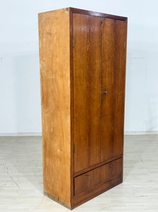 ตู้เสื้อผ้าไม้มะม่วงสไตล์เรโทร พร้อมบานเลื่อน ดีไซน์อินดัสเทรียลรัสติก สำหรับห้องนอนและห้องนั่งเล่น - Product Image 5