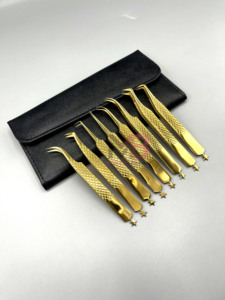 Juego de Pinzas para Pestañas de Acero Inoxidable Profesional de Precisión en Oro Personalizado, Puntas Antimagnéticas y Antiestáticas para Manicura de Pestañas - Product Image 5