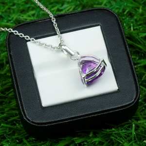 Colgante de Amatista Triangular Natural, Collar de Plata de Ley 925, Joyería de Piedras Preciosas, Colgante para Mujer, Regalo Hecho a Mano, Venta al por Mayor - Product Image 2