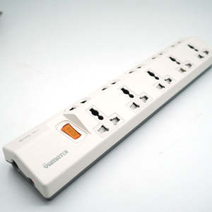 Regleta de enchufes de material resistente con 0 puertos USB, enchufe de sobremesa universal para escritorio, cable de 2 m, personalizable, Yamatik, 5 tomas de corriente. - Product Image 3