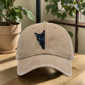 หมวกเบสบอลปักโลโก้สีดำ พร้อมป้องกันแสงแดด ดีไซน์ทรงปากเป็ด สปอร์ต เหมาะสำหรับทุกเพศ ใช้กลางแจ้ง ผ้าทั่วไป - Product Image 2