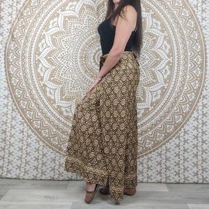 Pantalones tailandeses para mujer Moyana en algodón indio. Vestido Boho con Diseño Cruzado, Estampado Geométrico Marrón, Cintura Elástica Alta, Largo Completo, para Invierno - Product Image 5