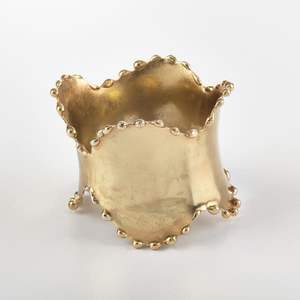 Anneau de serviette en métal poli à la main, conçu pour les dîners haut de gamme et une présentation de table élégante - Product Image 4