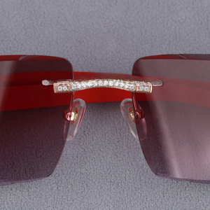 Lunettes de soleil demi-cerclées rectangulaires, verres dégradés, monture rouge, accents en cristal doré, luxueuses, unisexes, protection solaire pour adultes - Product Image 4