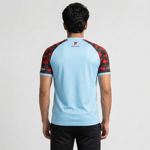 T-shirt confortable pour homme, conçu avec un tissu de qualité, respirant, confortable et durable pour un usage quotidien. - Product Image 2