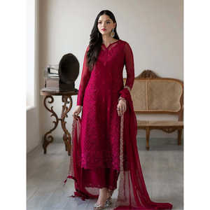 Ensemble de costume de soirée pour femmes de créateur avec haut-plazzo et dupatta, travail de broderie lourd - Product Image 2