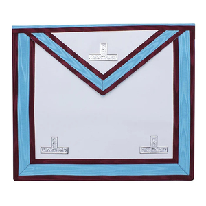 Pin de seguridad personalizado de lujo bordado para mandil de regalia masónica - Maestro Masón Rito Francés, tela moiré azul cielo, tres rosetas. - Product Image 3