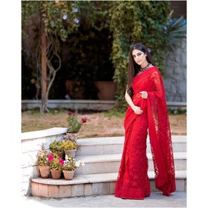 ผ้าส่าหรีสำหรับงานปักตาข่ายสีแดงดีไซน์เนอร์ - Product Image 5