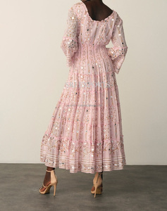 Vestido Midi Rosa de Crepé Bordado con Cuello en V, Manga con Volantes, Dobladillo Asimétrico, Estilo Sexy para Fiesta, Verano, Corte Holgado, 100% Algodón - Product Image 2