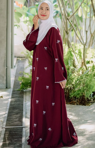 Abaya Modesta de Dos Capas con Cuello Bordado de Algodón, Manga Larga y Corte Holgado para Mujeres Musulmanas, Ideal para Bodas, de WS International - Product Image 6