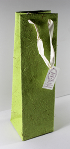 Sac cadeau en papier d'art en fibre de coco écologique et recyclable, imprimé à la main, avec poignées Flexiloop, logo personnalisé, vente en gros - Product Image 3