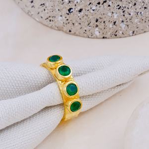 Anillo Ajustable de Acero Inoxidable Chapado en Oro con Ónix Verde, Engaste de Bisel Hecho a Mano, Anillo Moderno con Múltiples Piedras - Product Image 3