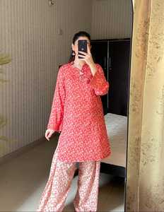 Ensemble de 2 pièces en tissu lawn à imprimé floral pour femmes, vêtements indiens et pakistanais, tenue décontractée d'été de qualité supérieure, robes pour femmes - Product Image 2